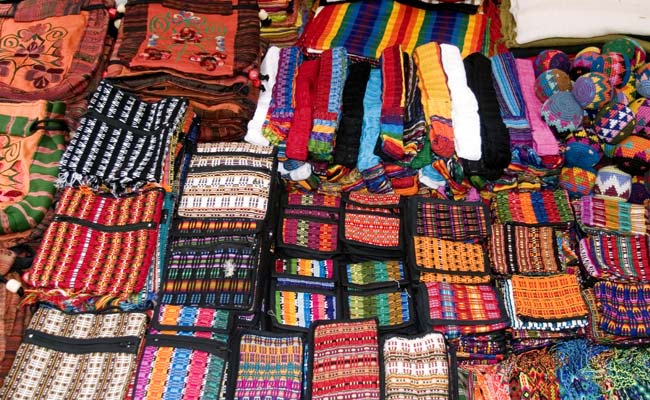PM calls for online marketing of tribal products