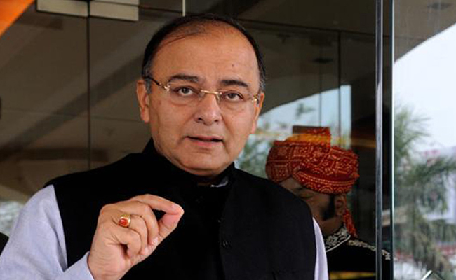 India need to achieve 9-10% annual growth rate: Jaitley 