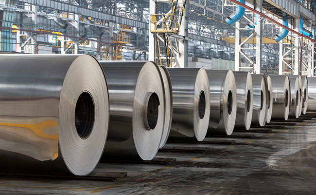 Ministry pitches for minimum import price on steel