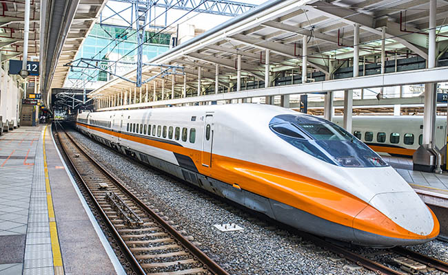 India to sign deal with Japan for first bullet train
