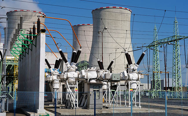 Govt bans duty-free capital goods imports for power projects
