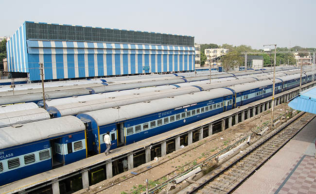 India, Sweden sign pact for cooperation in Railways
