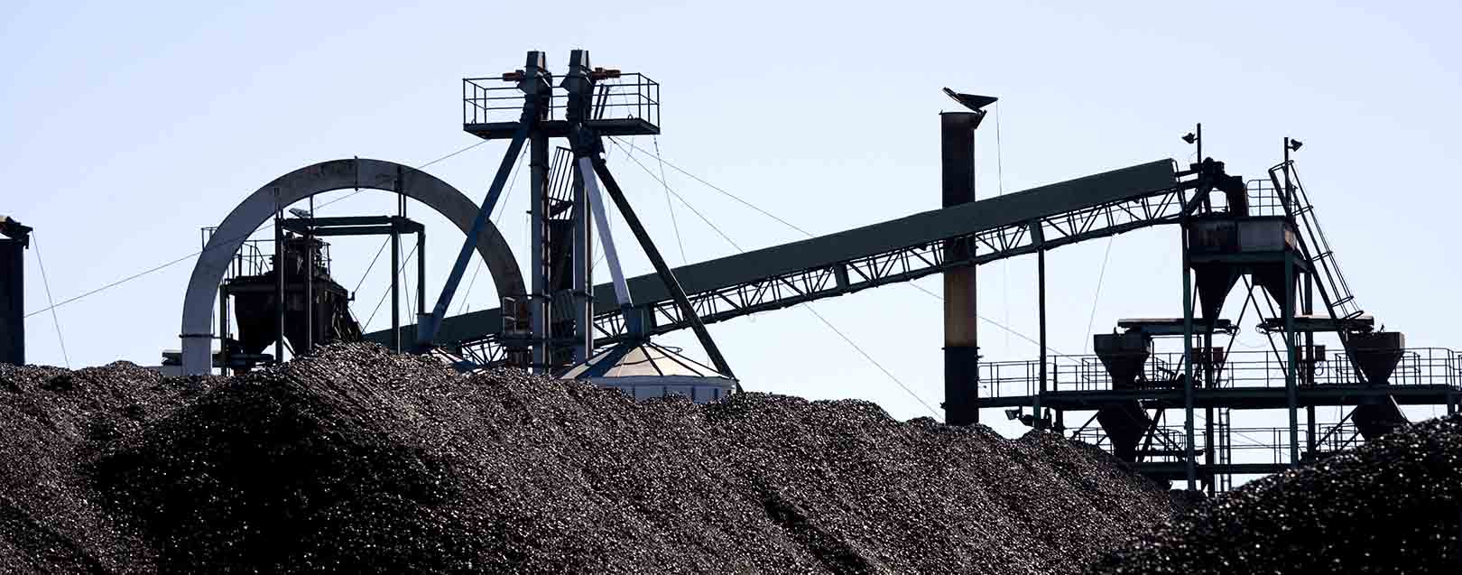Arun Jaitley to push Adani’s $16 billion coal project in Australia