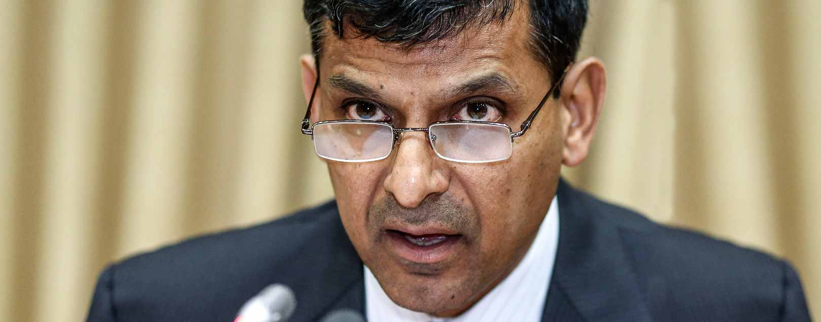 RBI to continue currency intervention: Rajan