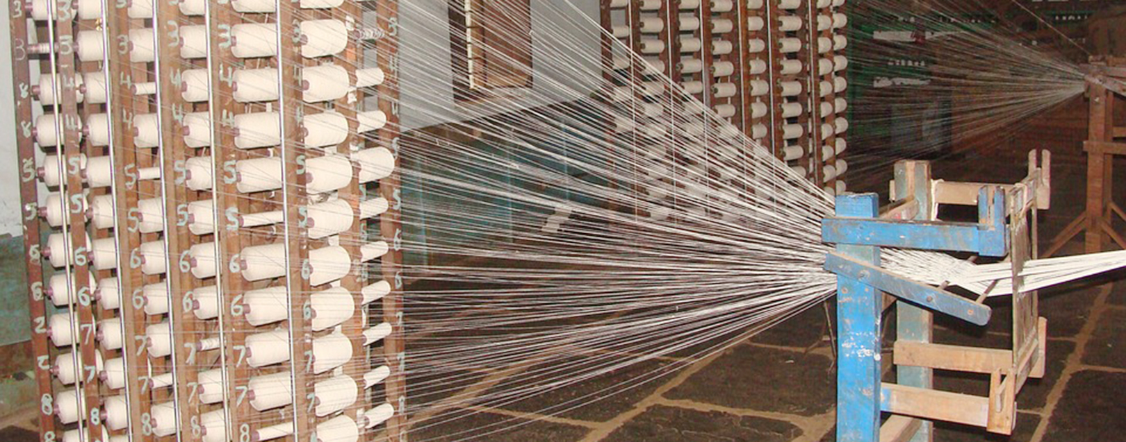 Khadi weaving, spinning centre opens in Srinagar