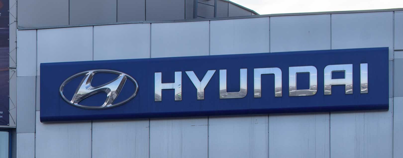 Govt exhorts Hyundai to set up 3rd plant in India