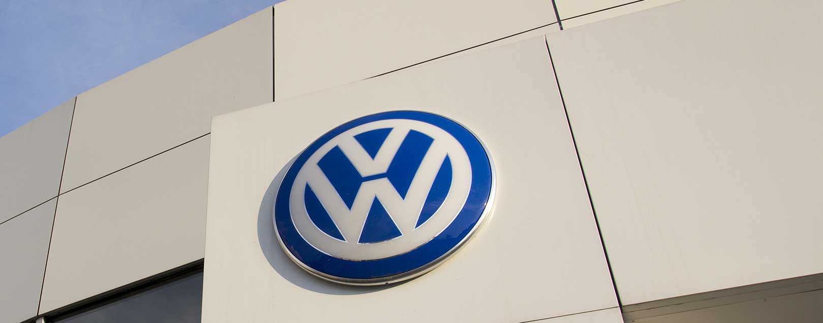 Volkswagen plans for emission settlements