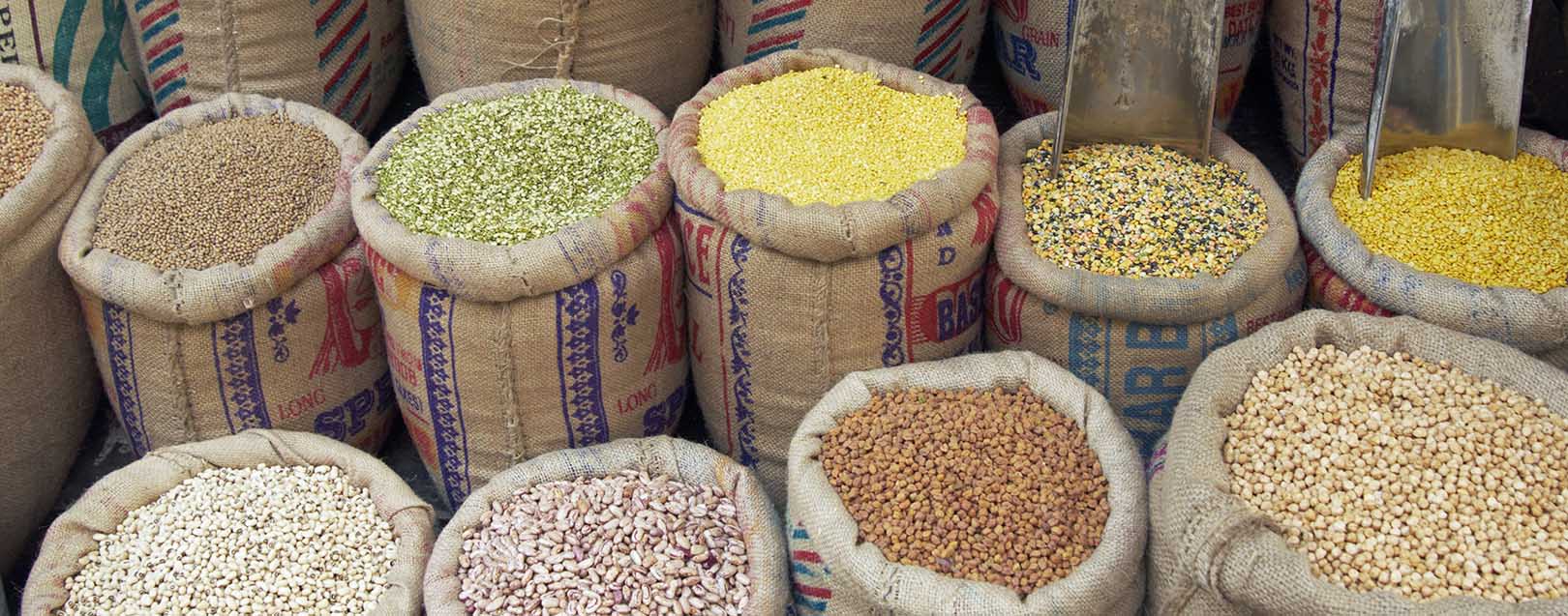 Govt to import more pulses to tackle price rise