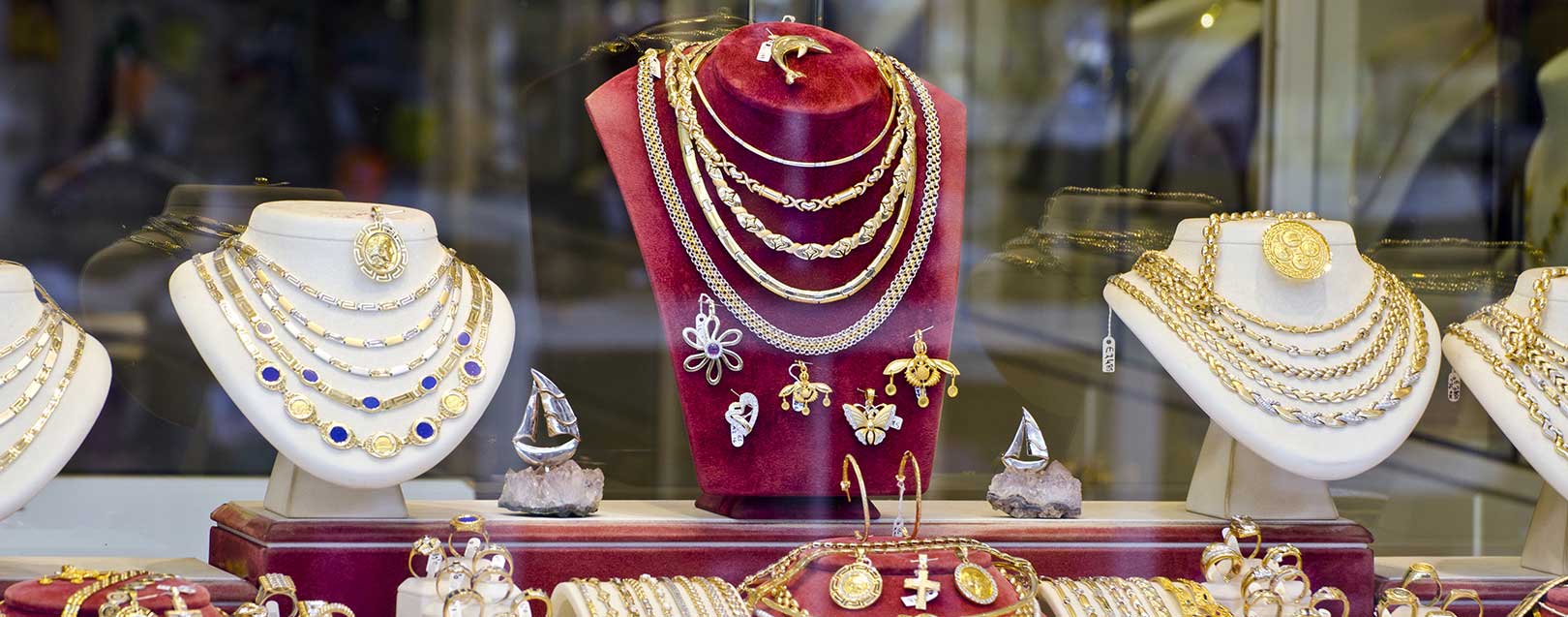 Rajesh Exports bags Rs 786 cr jewellery order from UAE