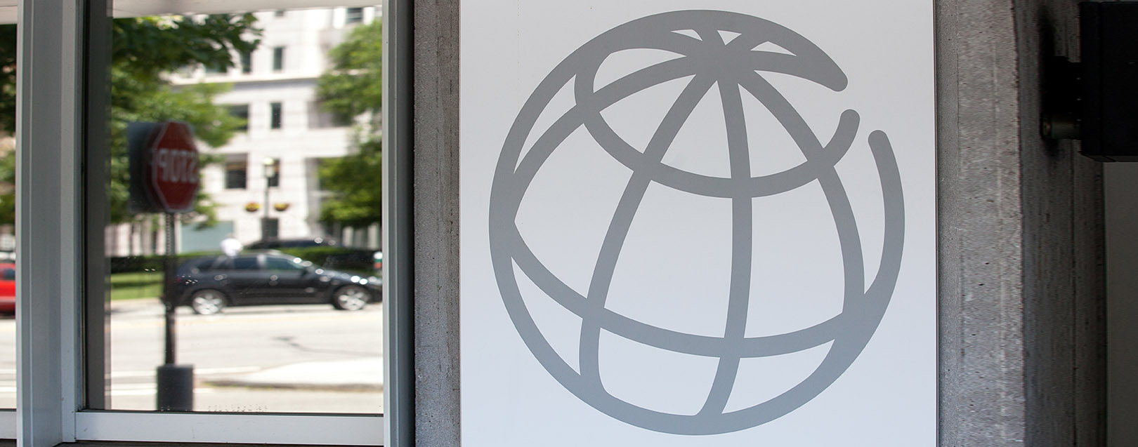 World Bank unanimously reappoints President Jim Yong Kim