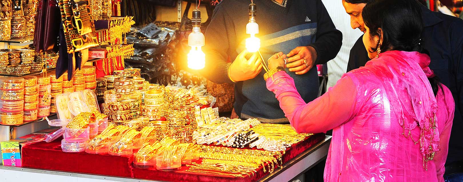 Govt cracking down on illegal sales by jewellers in the last 4 days