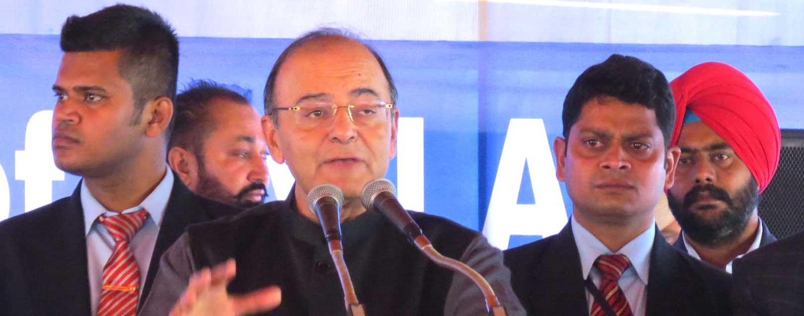 Traders using digital mode of payment will get a significant tax benefit: FM