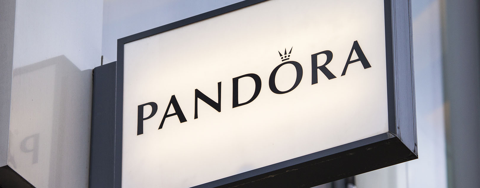 Danish jewellery maker Pandora to open 50 shops in India 