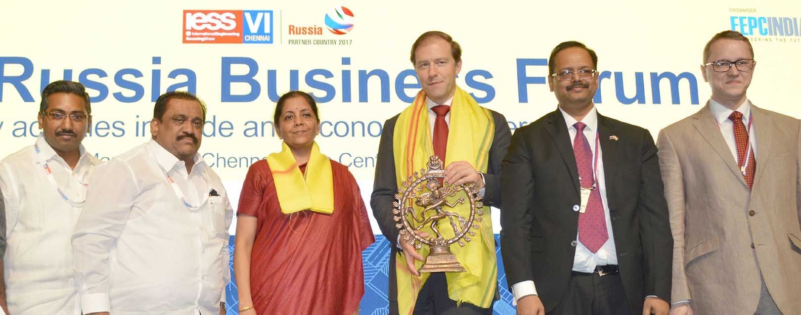 India-Russia expand cooperation in civil aviation