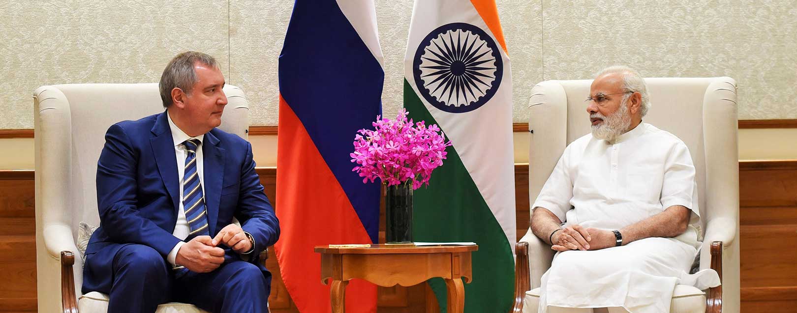 India, Russia review joint projects before Modi-Putin summit